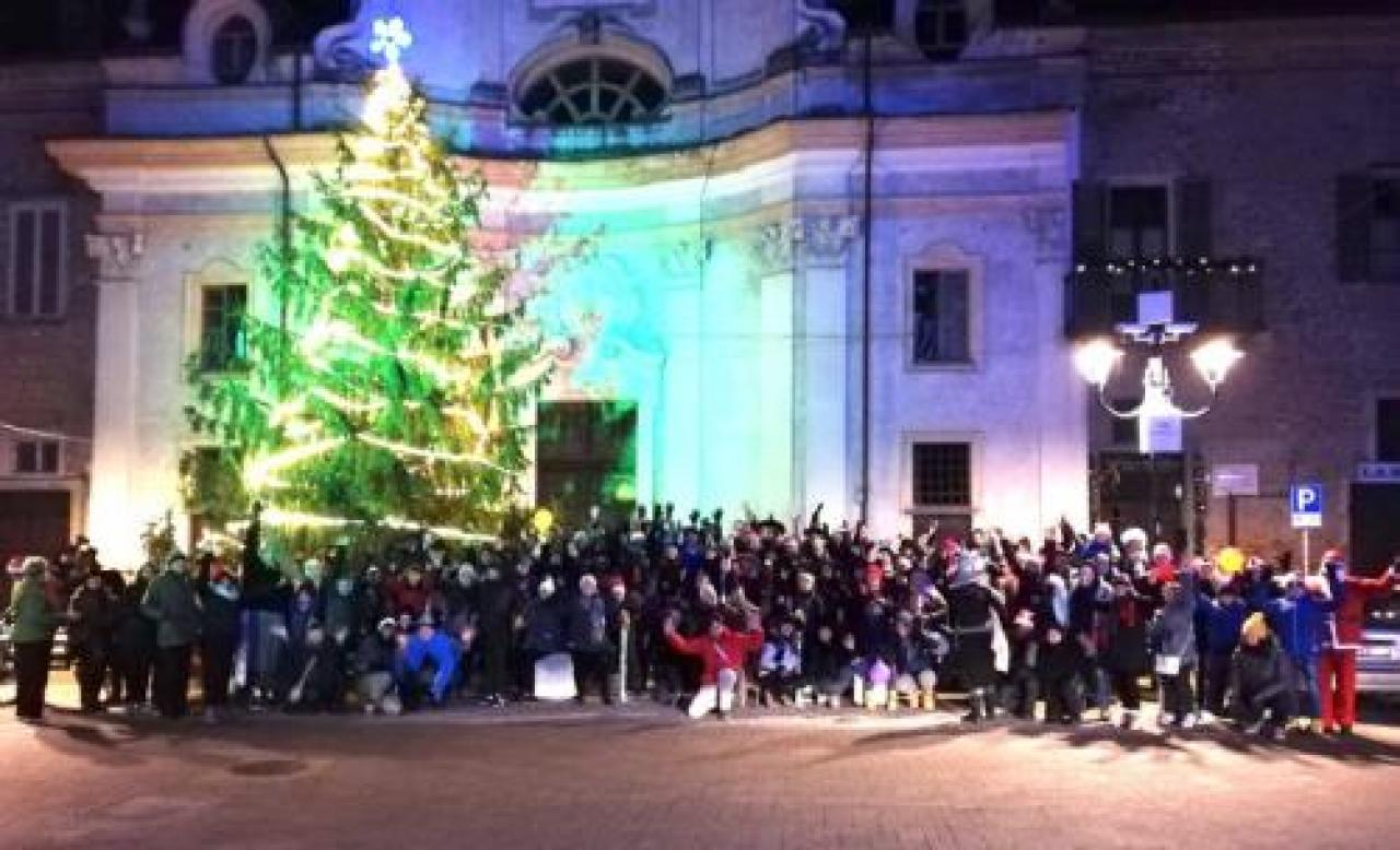 Befana a Villafranca, camminata in notturna e festa al palazzetto