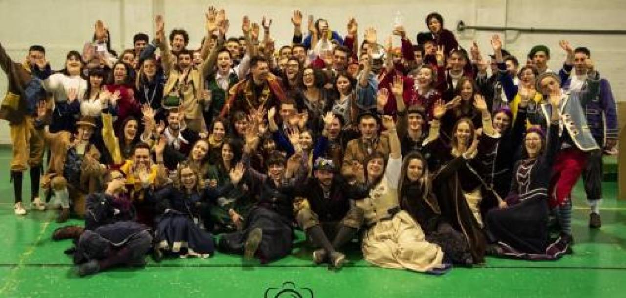 Le chiavi della città alle maschere: Barge apre i festeggiamenti di Carnevale