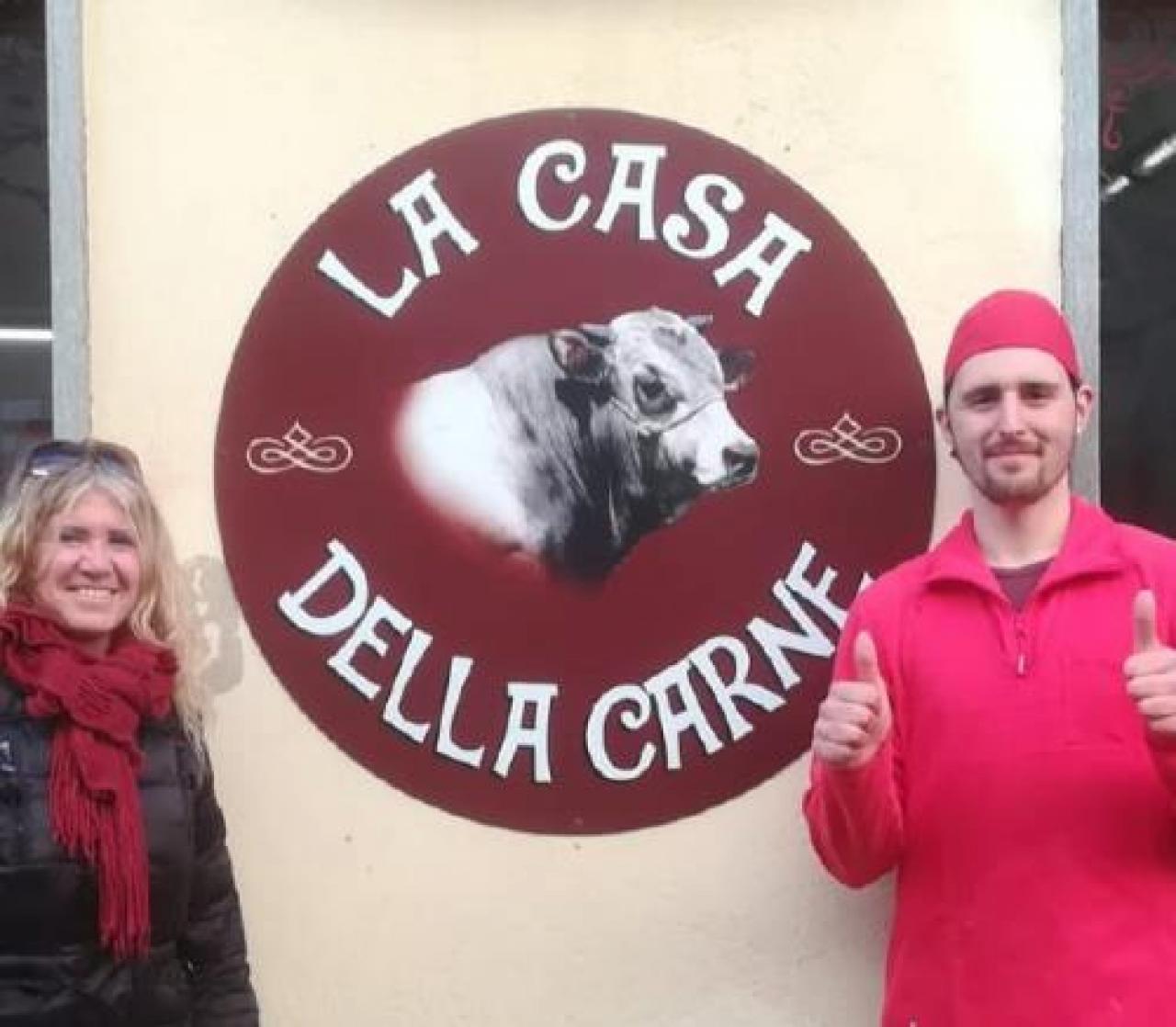 Revello, arriva daniele in macelleria