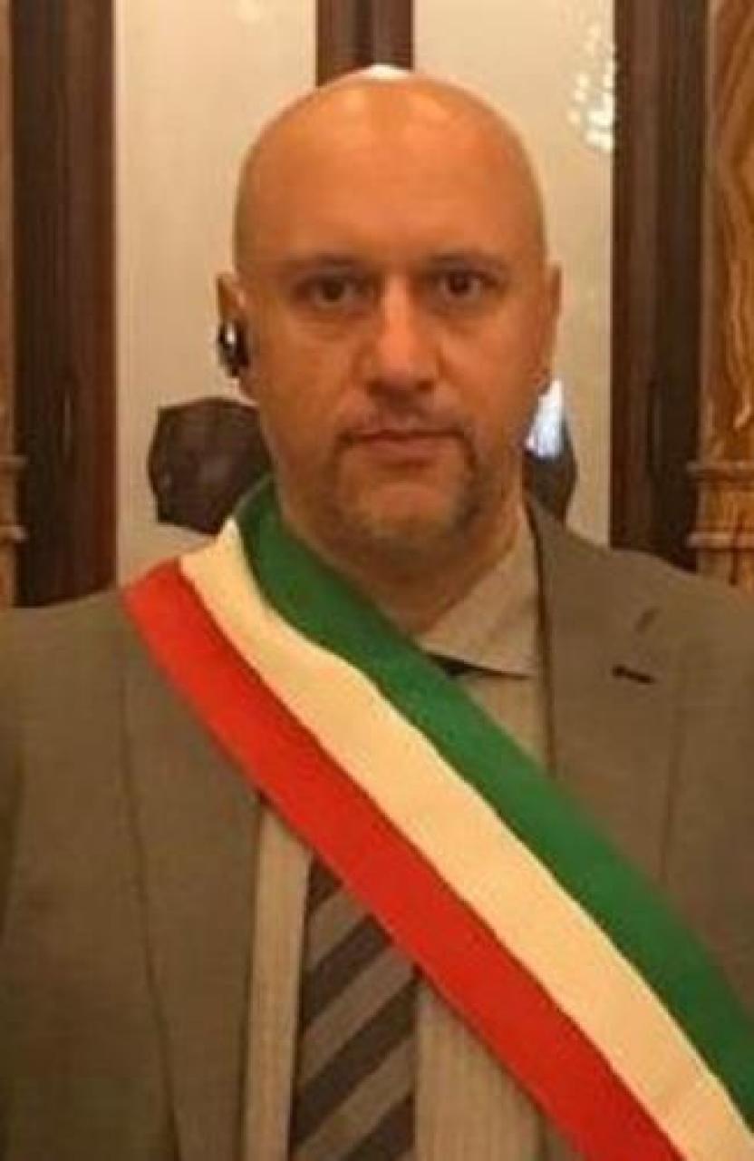 Unione del monviso Il sindaco pone condizioni da ultimatum: dopo Revello si rischia una nuova uscita Lo “strappo” di Fantone Oncino vuole contare di più