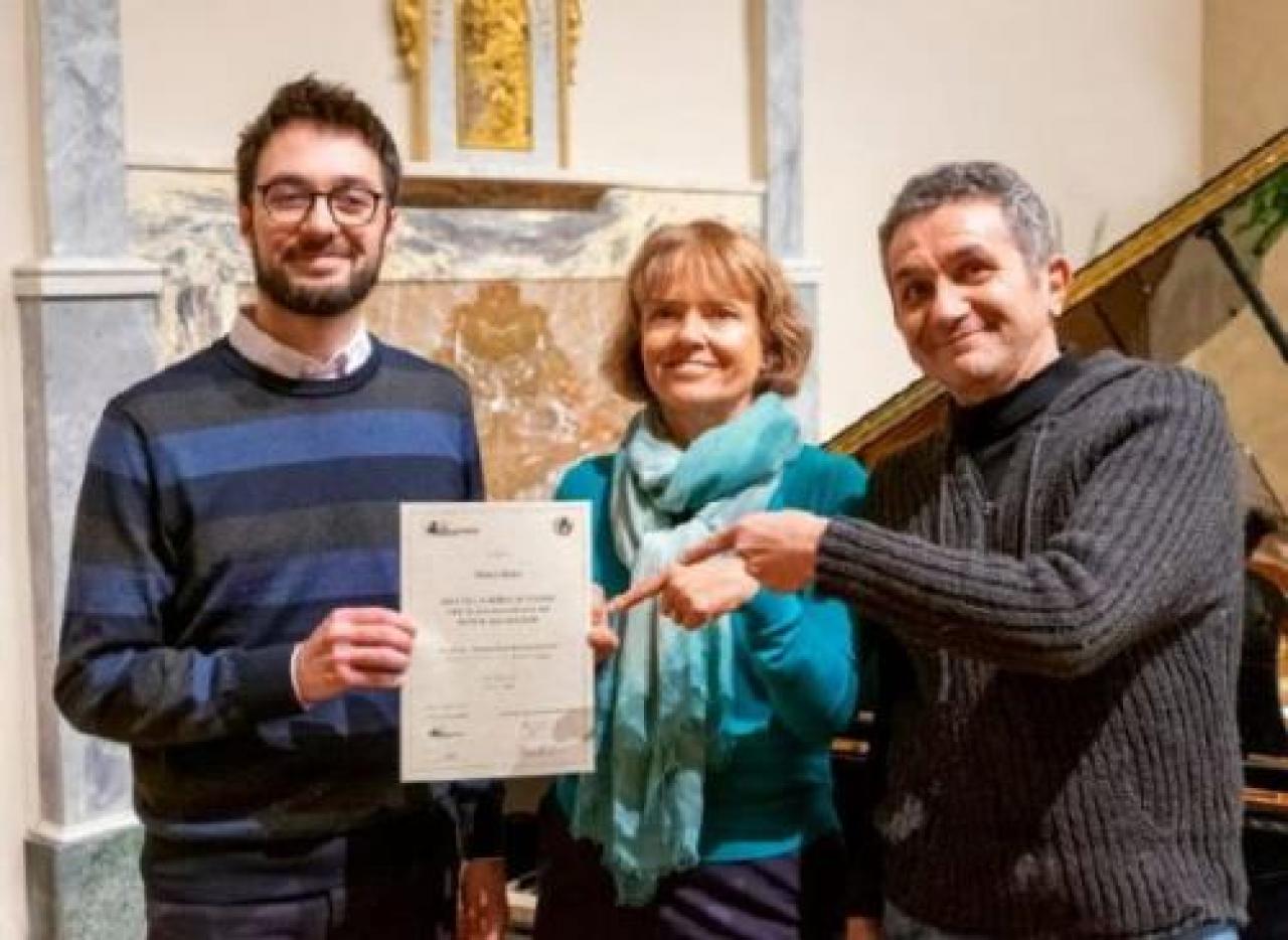 Consegnata in apm la borsa di studio a matteo bianco