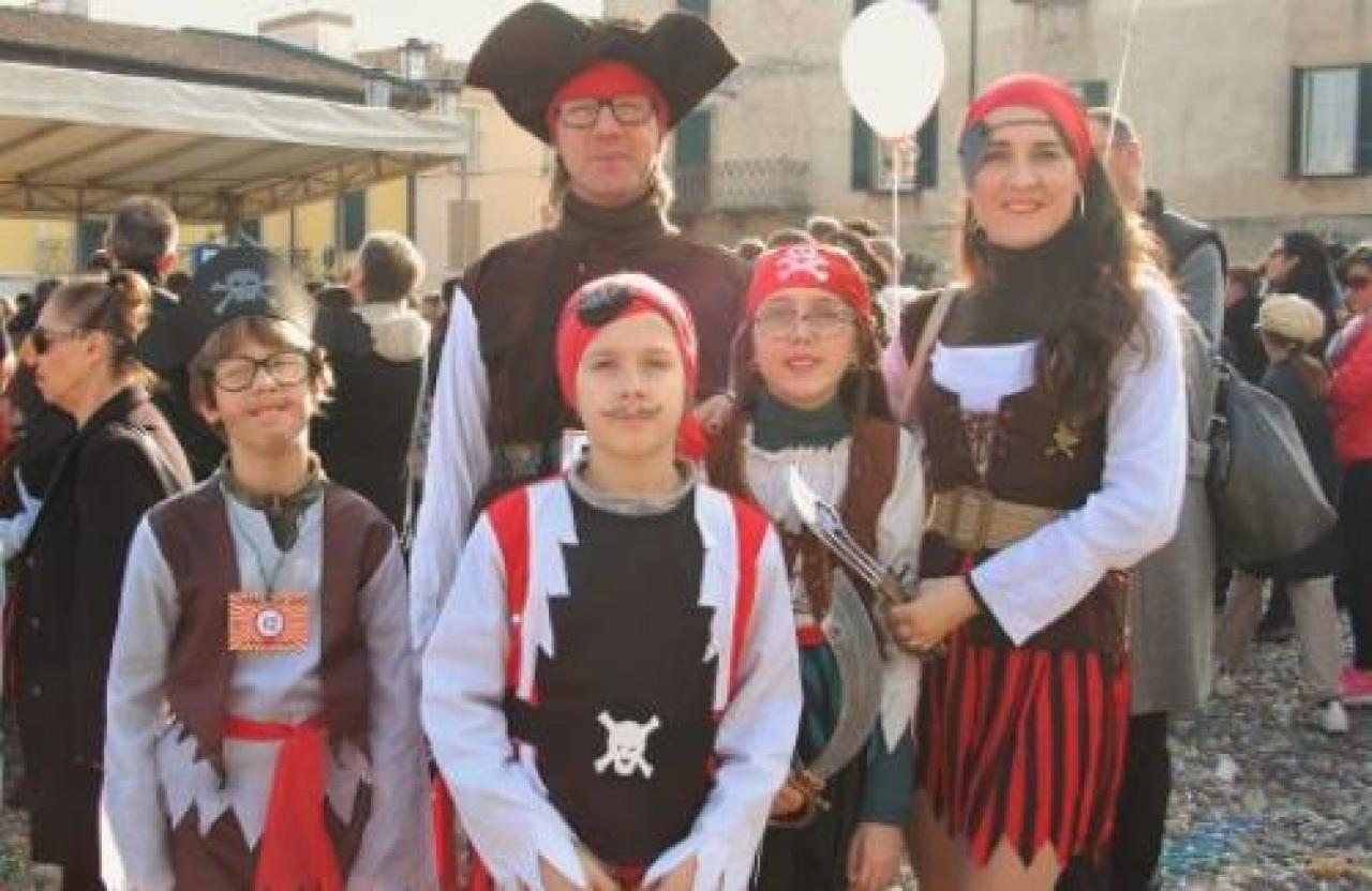 Gli eroi della Marvel e la magia della Disney La grande sfida al Carnevale di Cavour