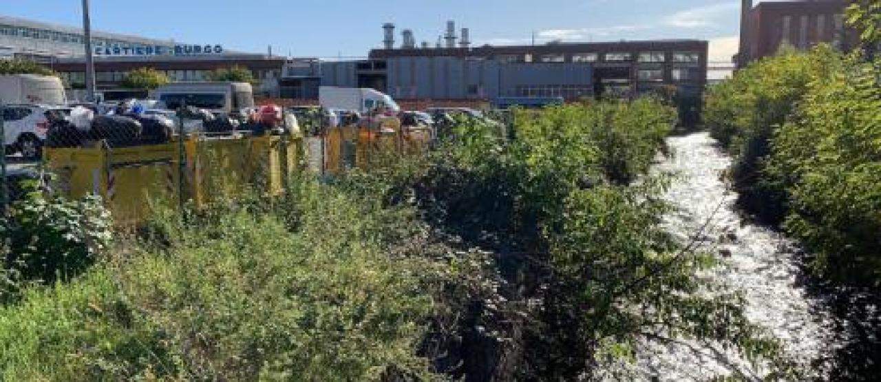Stop alla produzione della cartiera