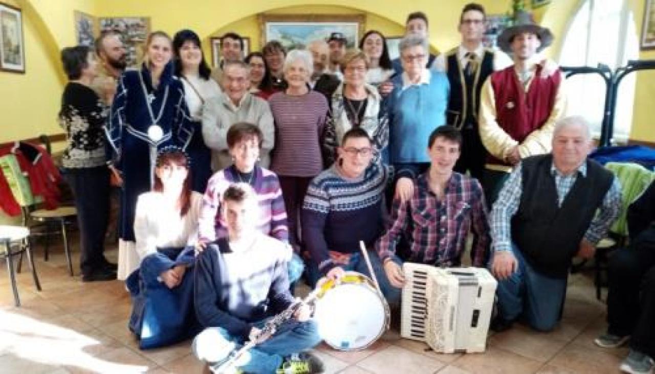 Auser: carnevale di musica e sorrisi