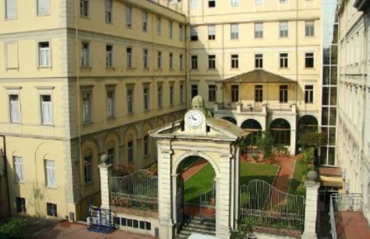 «Crocifissioni», l’amore invincibile delle madri