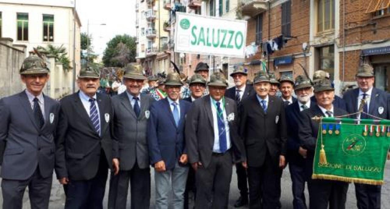Gli alpini della Monviso in sostegno all’ospedale