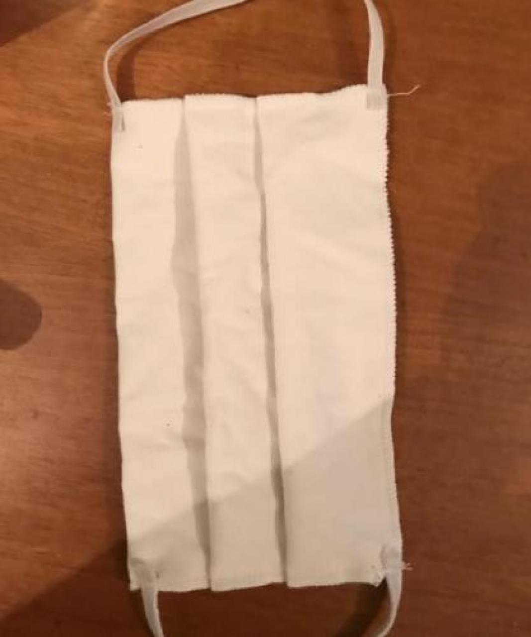 Imprenditore acquista le mascherine