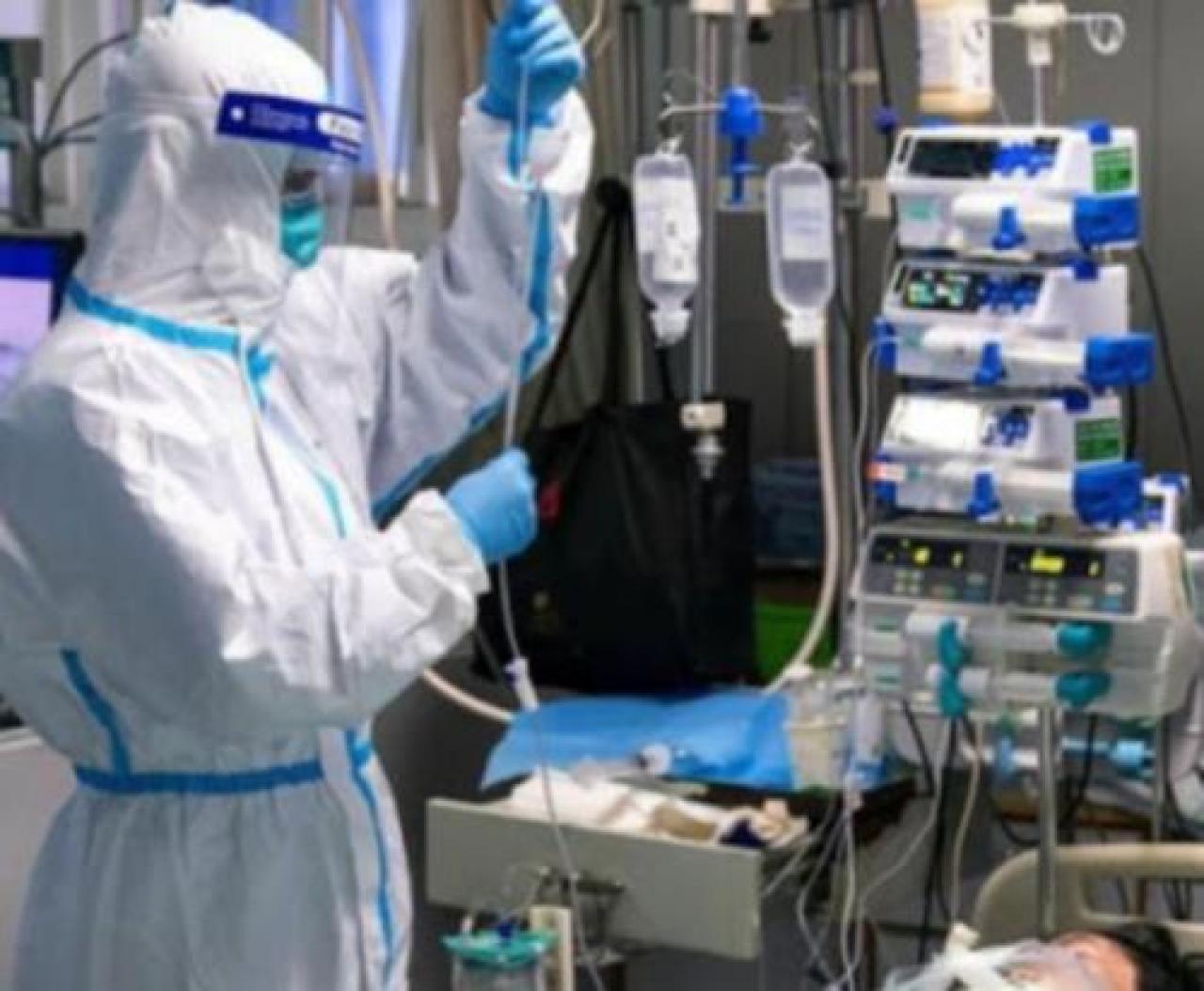 Coppia di anziani positiva al virus