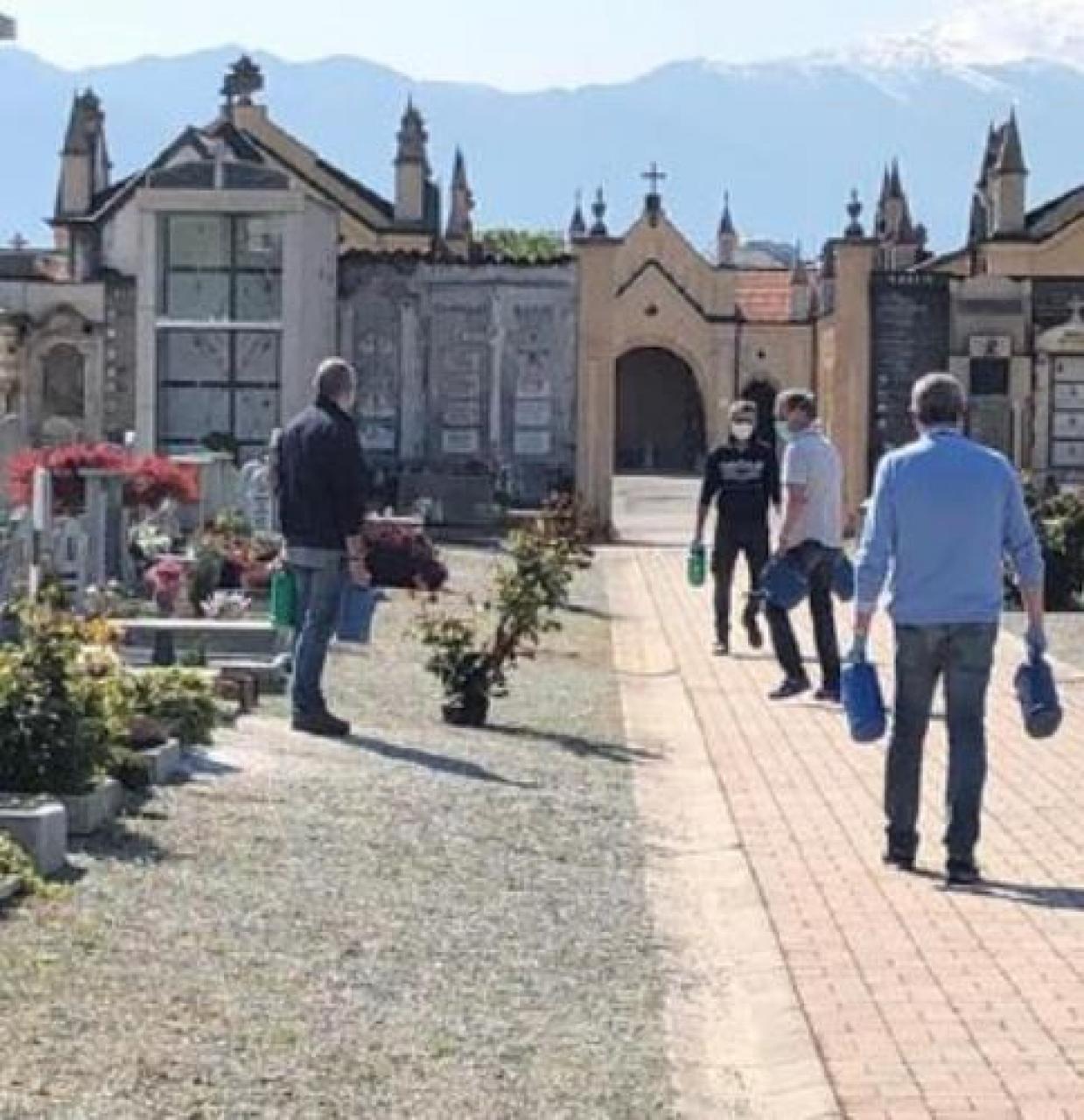 Diario I consiglieri bagnano i fiori