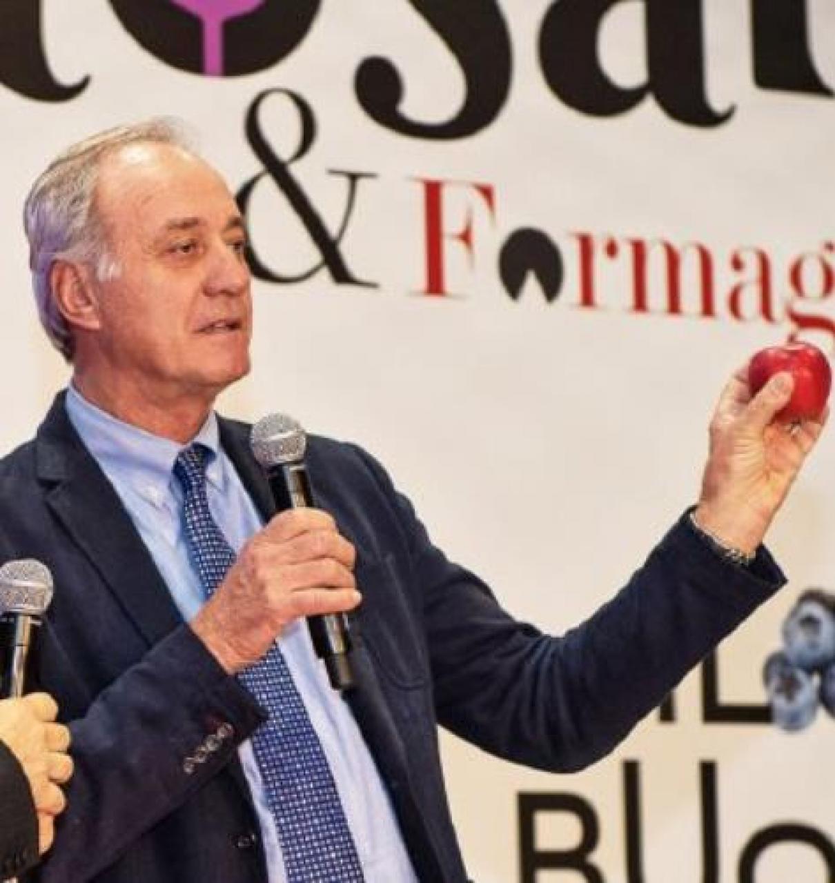 Frontiere aperte e sì ai parenti-raccoglitori Sacchetto: bene la Ue, ora tocca al governo la difficile primavera dei produttori, tra clima pazzo e emergenza braccianti