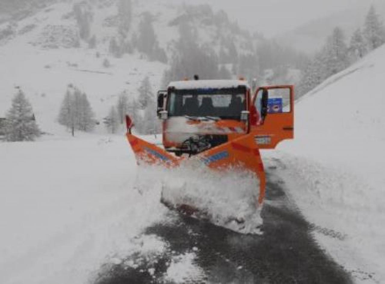 Pontechianale, oggi tutti in trincea Ma la Pro loco lavora per l’estate