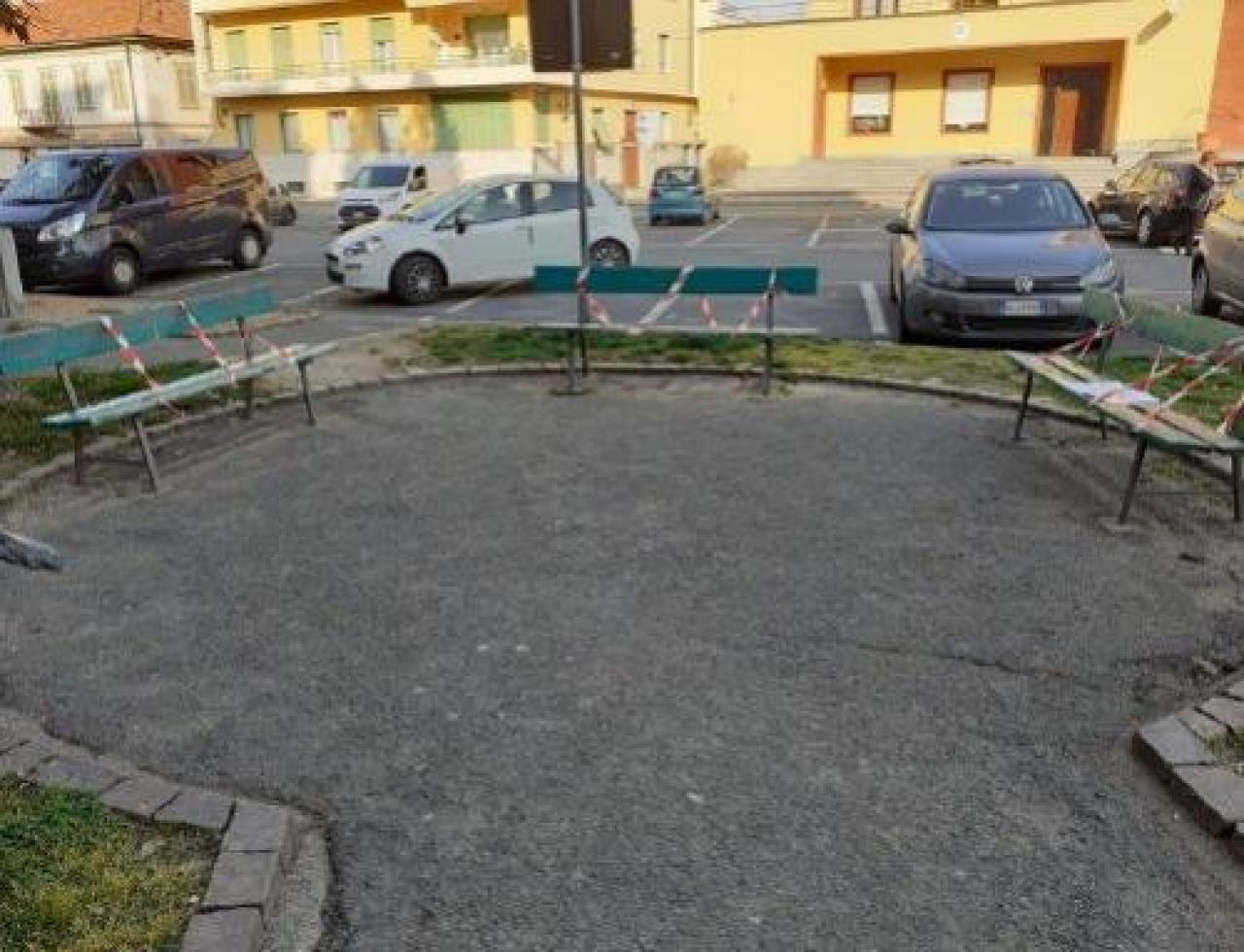 Vietate le passeggiate