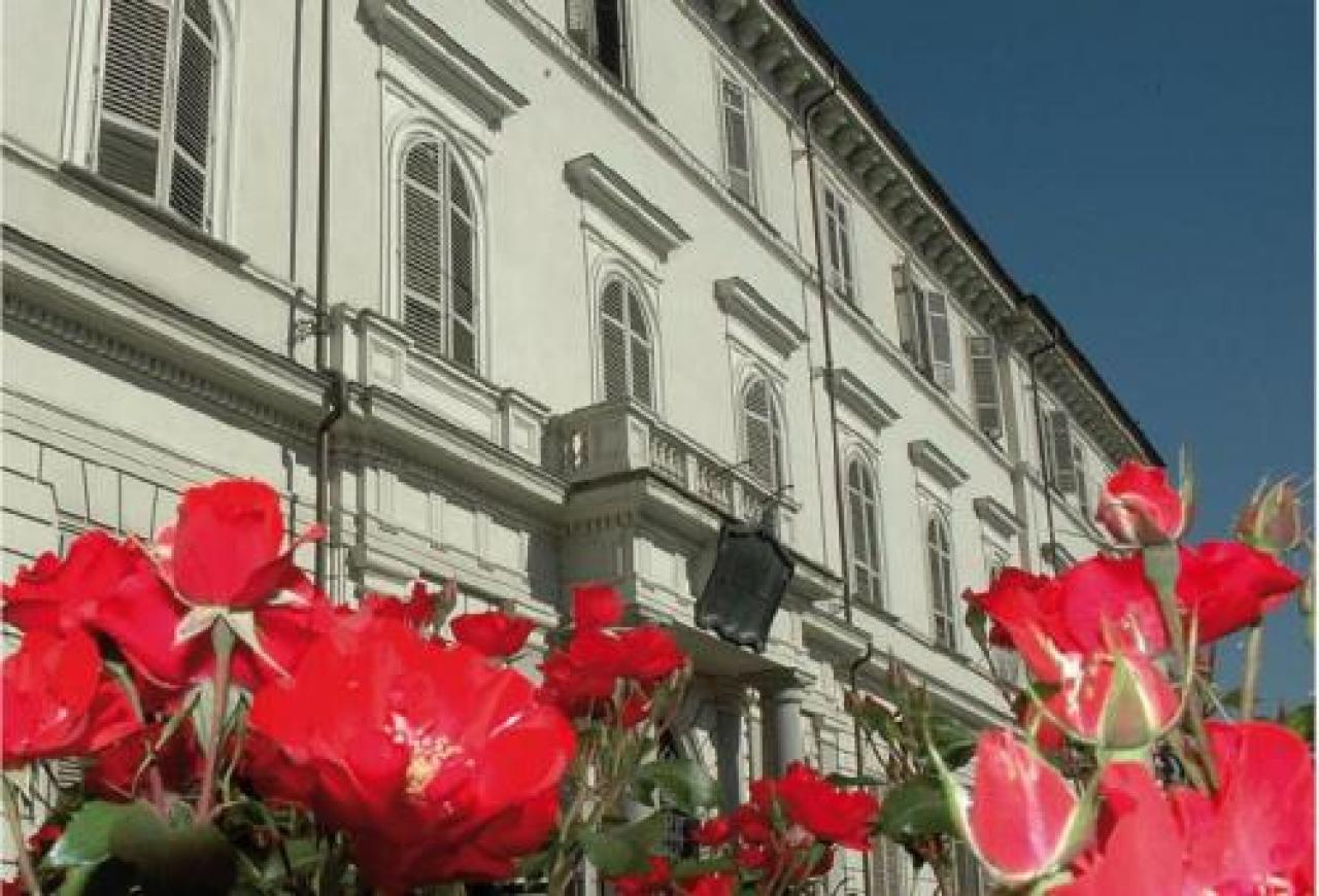 Nel parco della casa di riposo Tapparelli pomodori e zucchine con l’orto “como do”