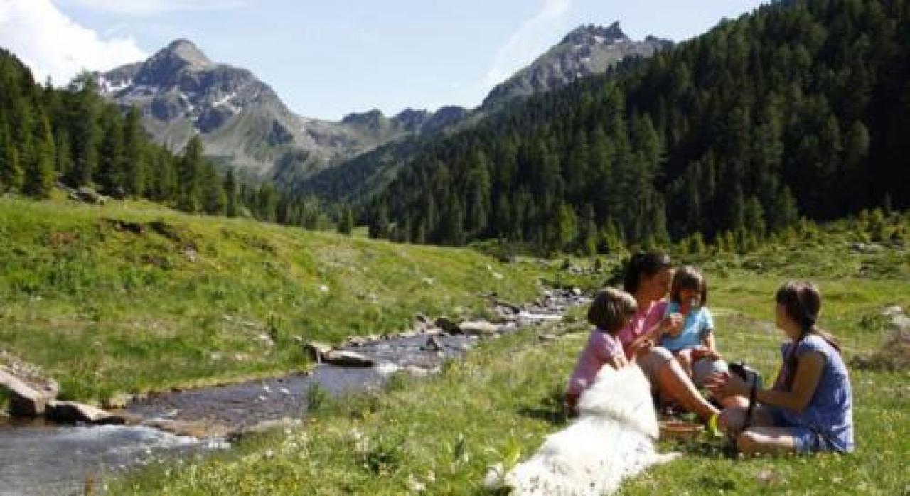 Arriva il Cavagnin per il picnic nelle valli occitane