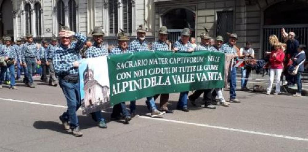 La generosità degli alpini