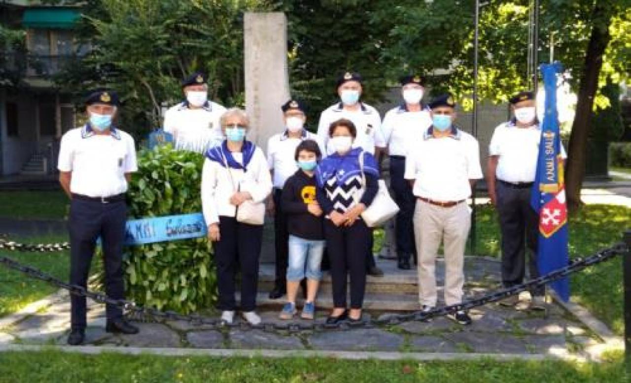 La festa dei marinai in corso Roma
