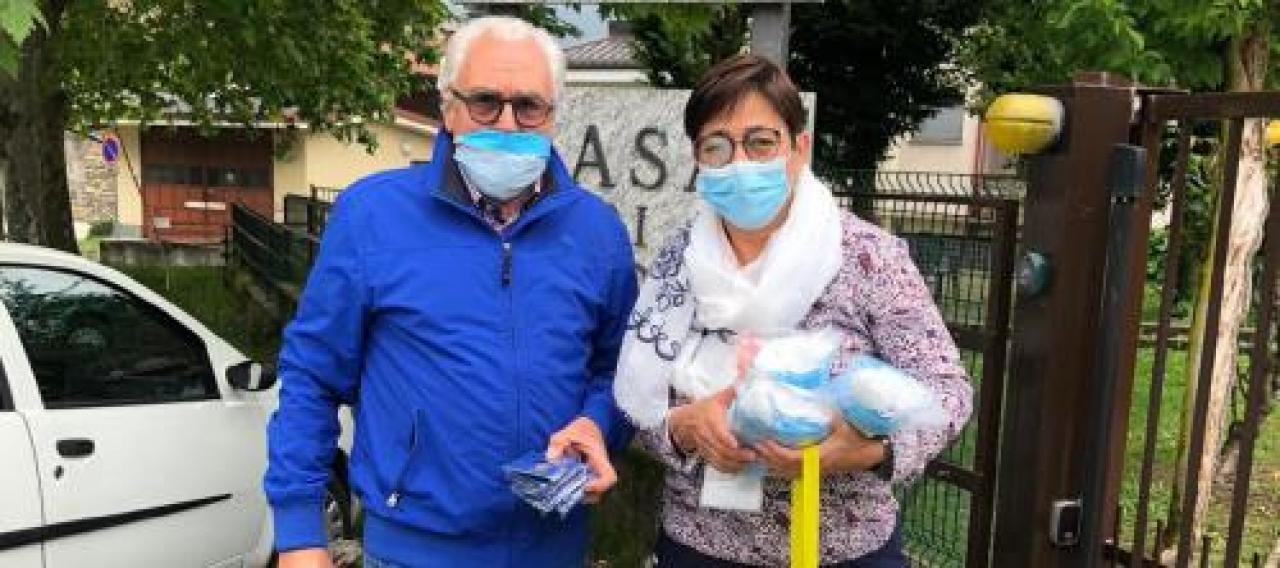 Mascherine del rotary alle case di riposo della valle po