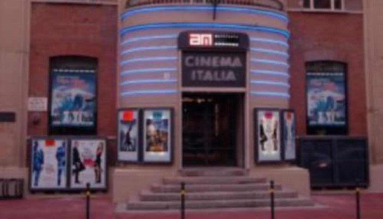Nessun film nuovo e troppi vincoli la Multisala aprirà solo a fine agosto Zzzzz zzzzzz