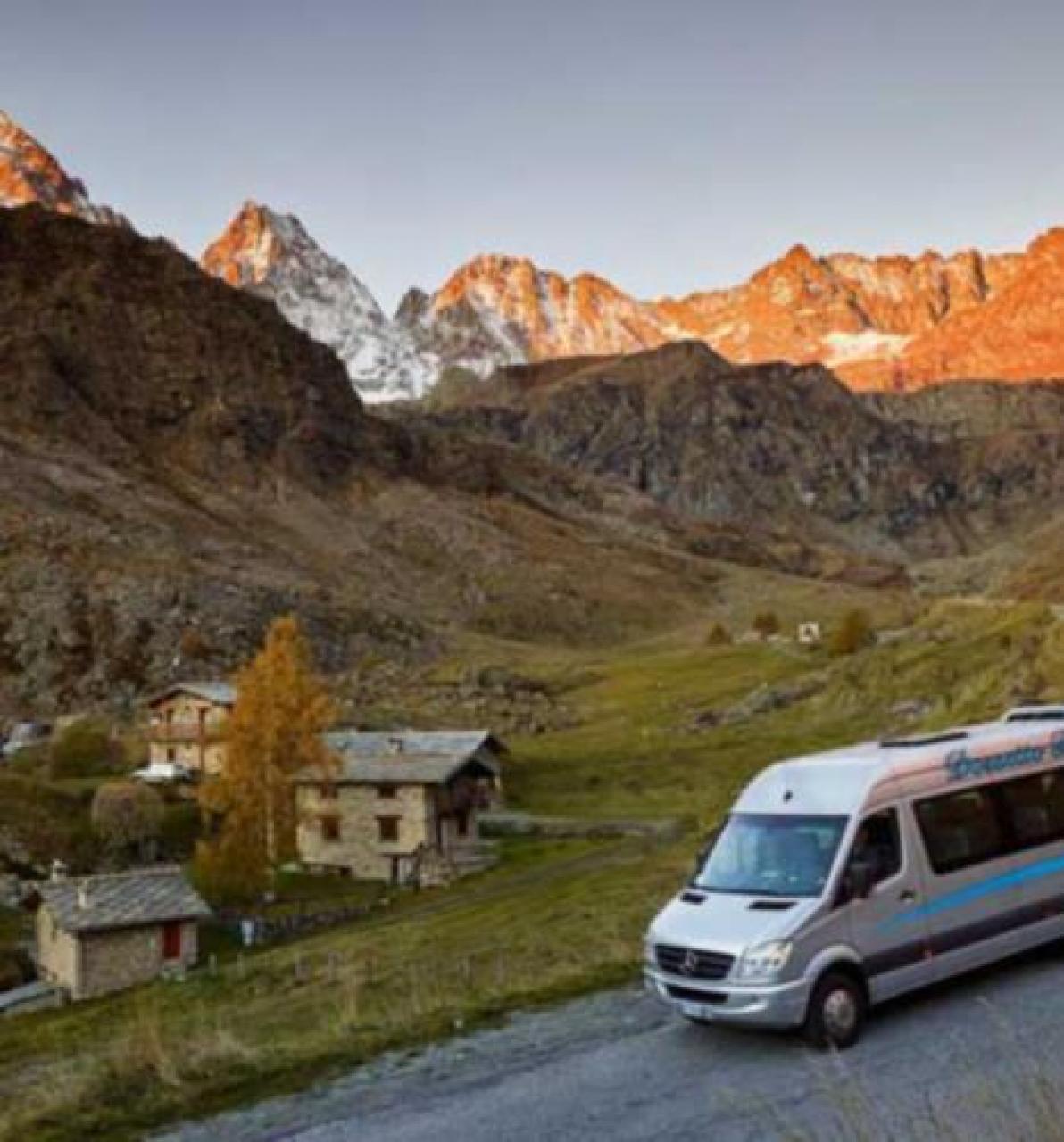 Rischio-traffico. Ipotesi: stop alle auto a Paesana