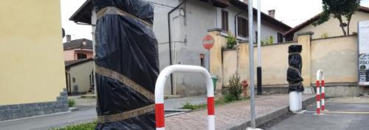 Svolta green, le macchine elettriche si ricaricano in piazza