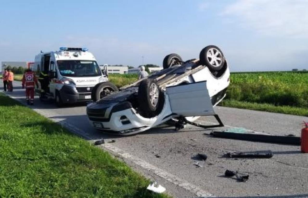 A testa in giù ma sta bene