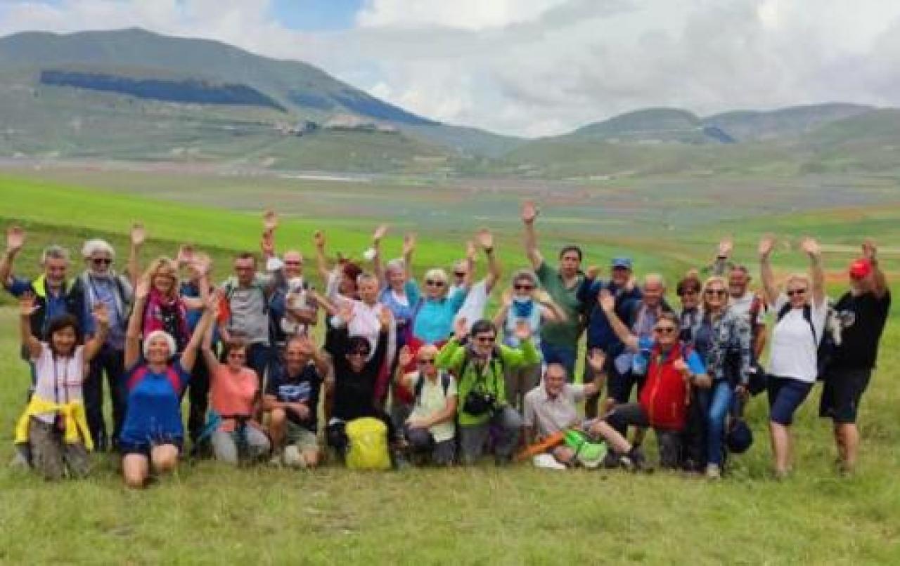 Camminare in camper sulle colline di Norcia
