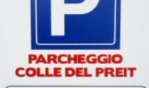 Canosio FISSA UN TICKET COME a crissolo. i turisti: «bene se poi re-investite in servizi» Gardetta: parcheggi a pagamento Dieci euro per auto e moto al Preit