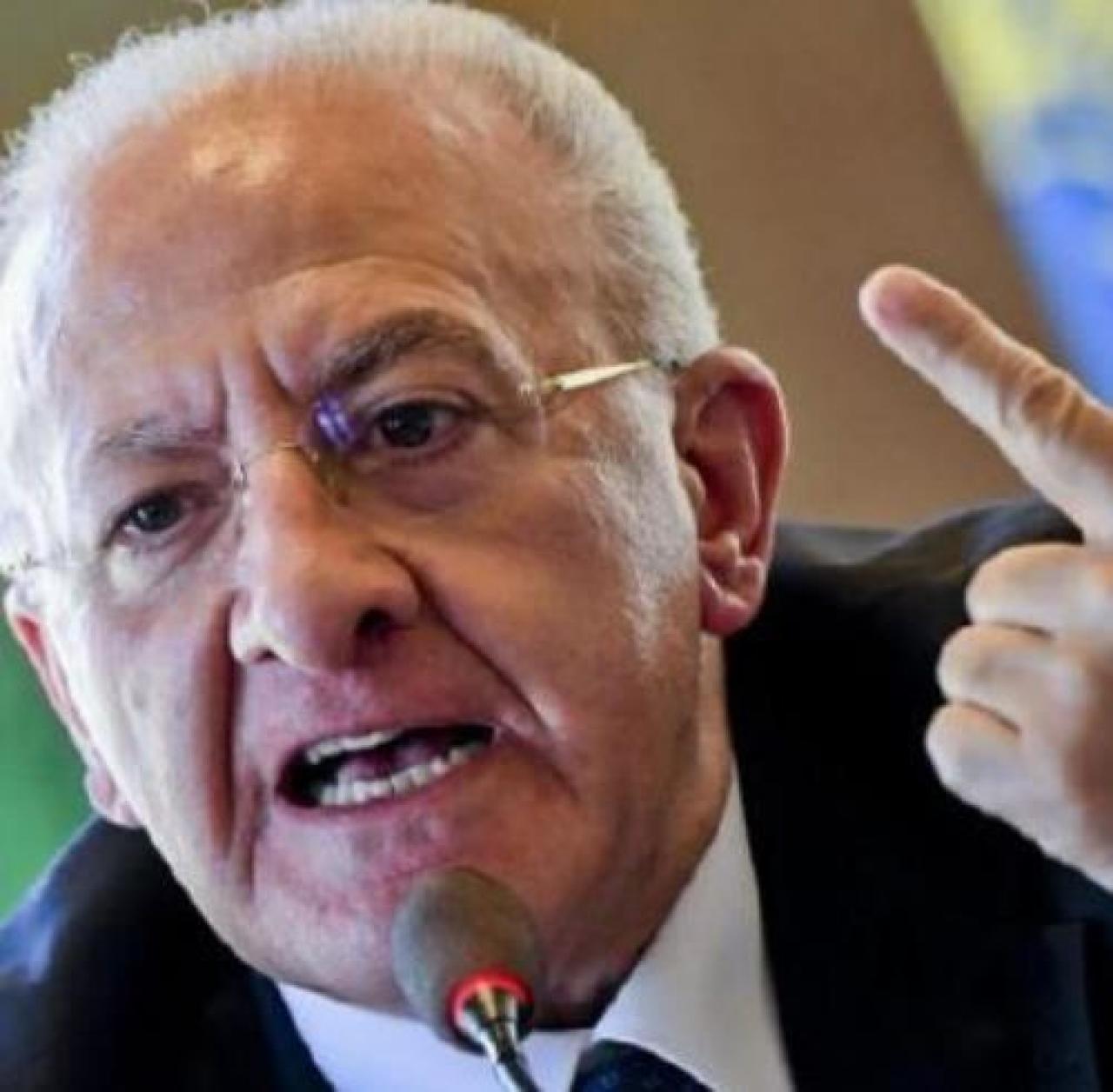 L’eco di Saluzzo arriva in Campania De Luca: «Sembrava solo un picnic»