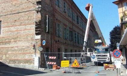 Via Spielberg chiusa fino a venerdì Lavori in via Donaudi e Mattatoio Zzzzz zzzzzz