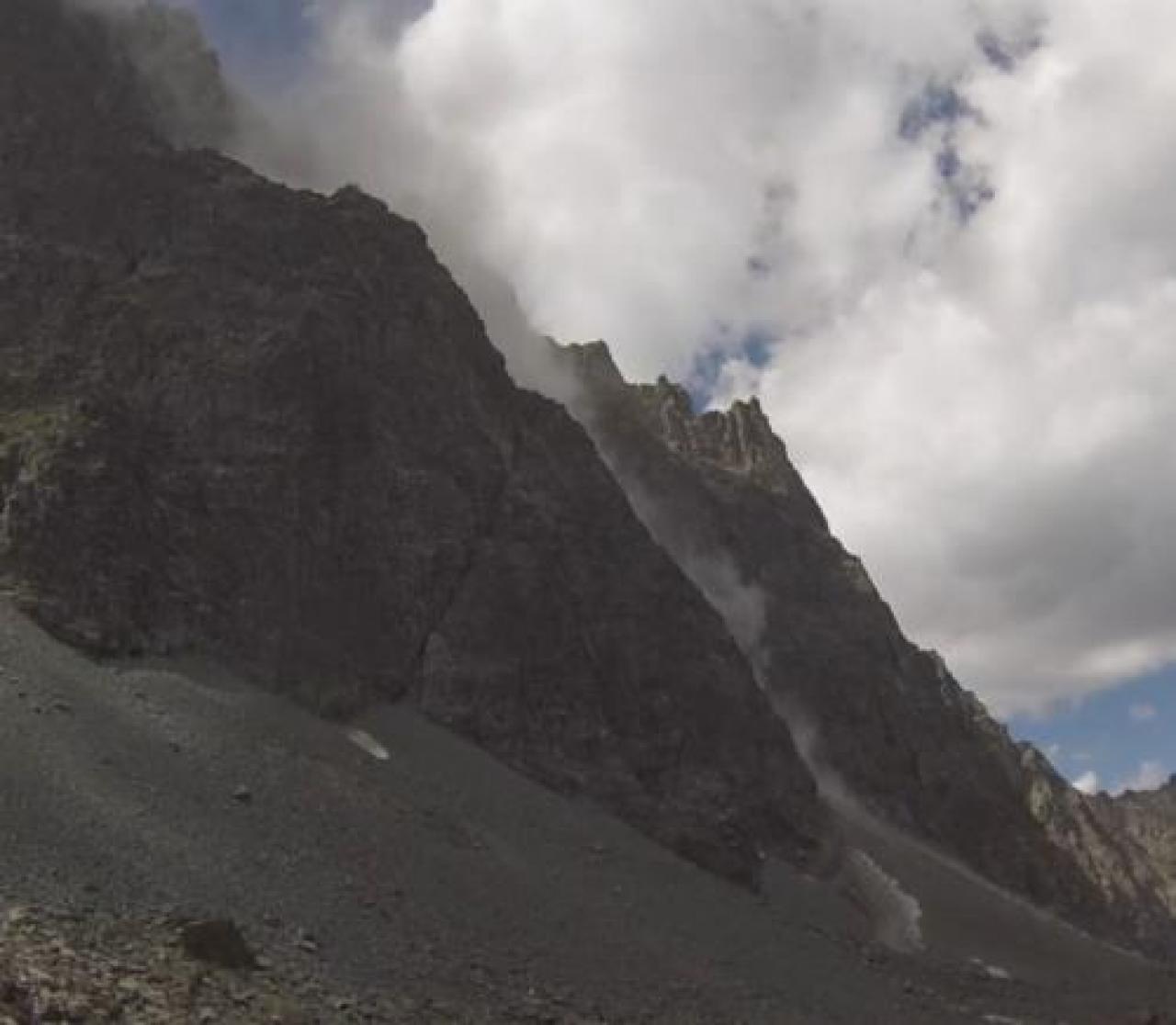 Il Monviso termometro del clima Richard: occhio alle scariche di pietre