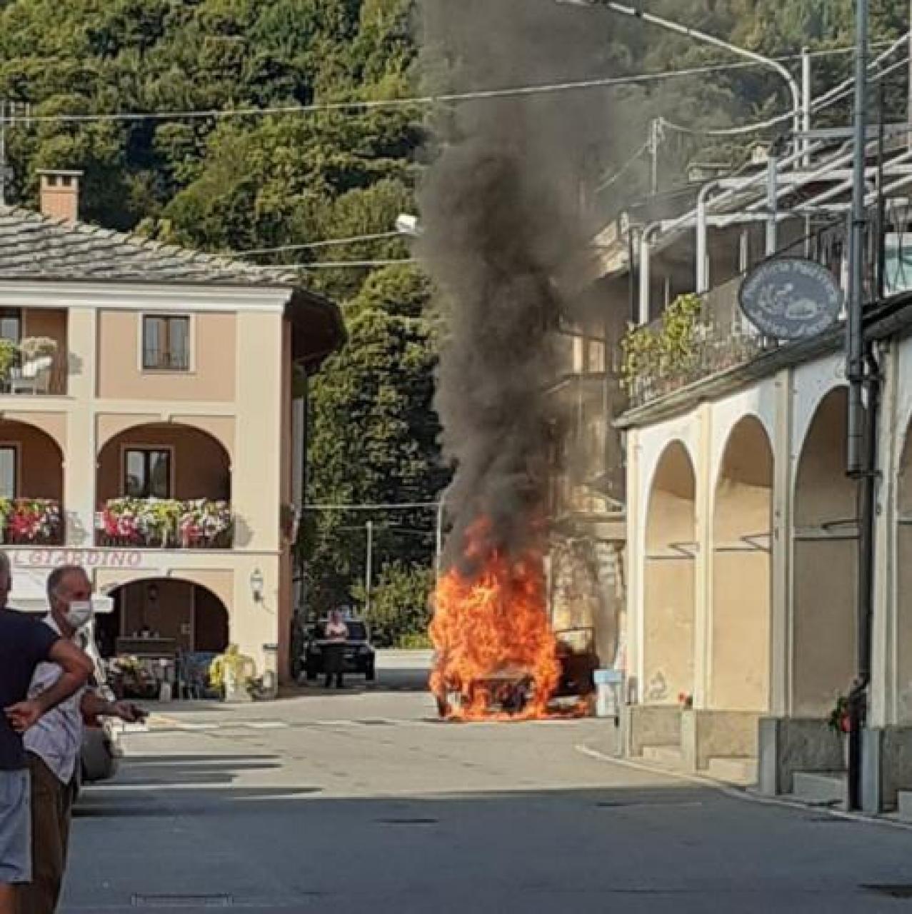 Panda a fuoco, paura a Paesana
