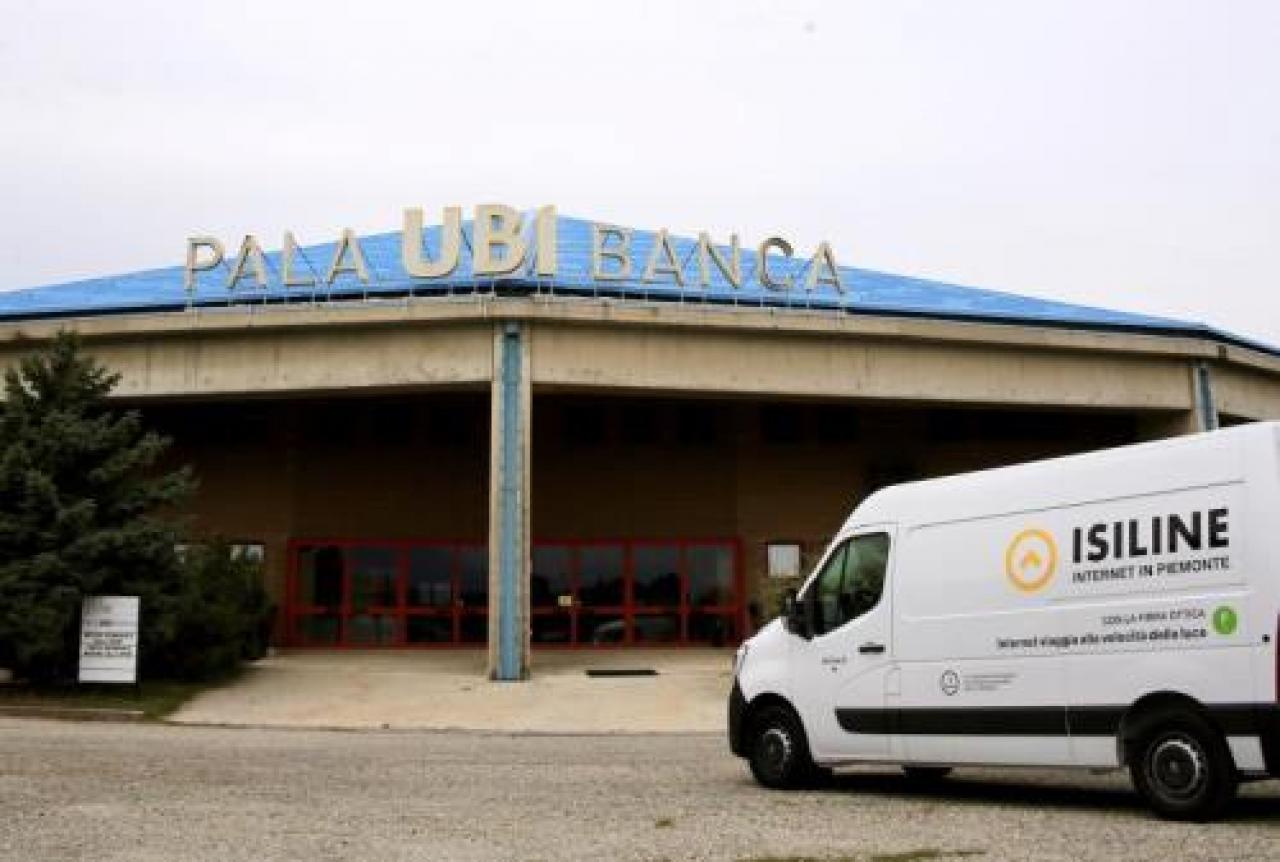Anche al PalaUbi si “naviga” con Isiline