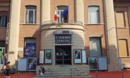 Dimezzata la capienza di posti Giovedì vola al cinema riapre la multisala Italia