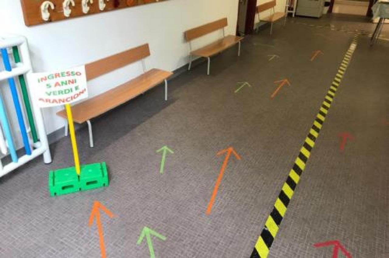 Il voto del referendum nell’ex-scuola per non perdere le lezioni