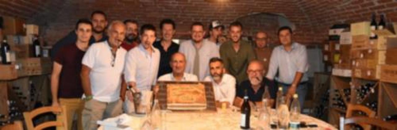 Nasce in città il primo club per fumatori di sigaro e pipa
