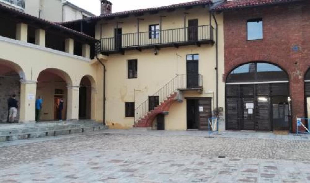 Ok in extremis delLA PREFETTURA. la sede di cascina aia si rivela aia più ADATTA delle medie Manta, seggi elettorali spostati per non perdere le lezioni a scuola