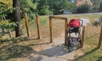 Pali anti-moto sulla collina dei Reduci di Verzuolo Il passeggino non passa, il Comune corre ai ripari