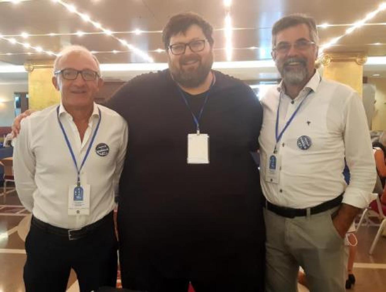 Popolo della famiglia, campanella al regionale