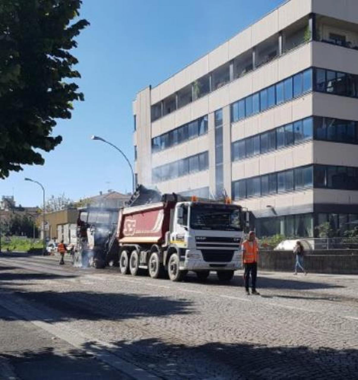 Asfalto nuovo in corso XXVII Aprile