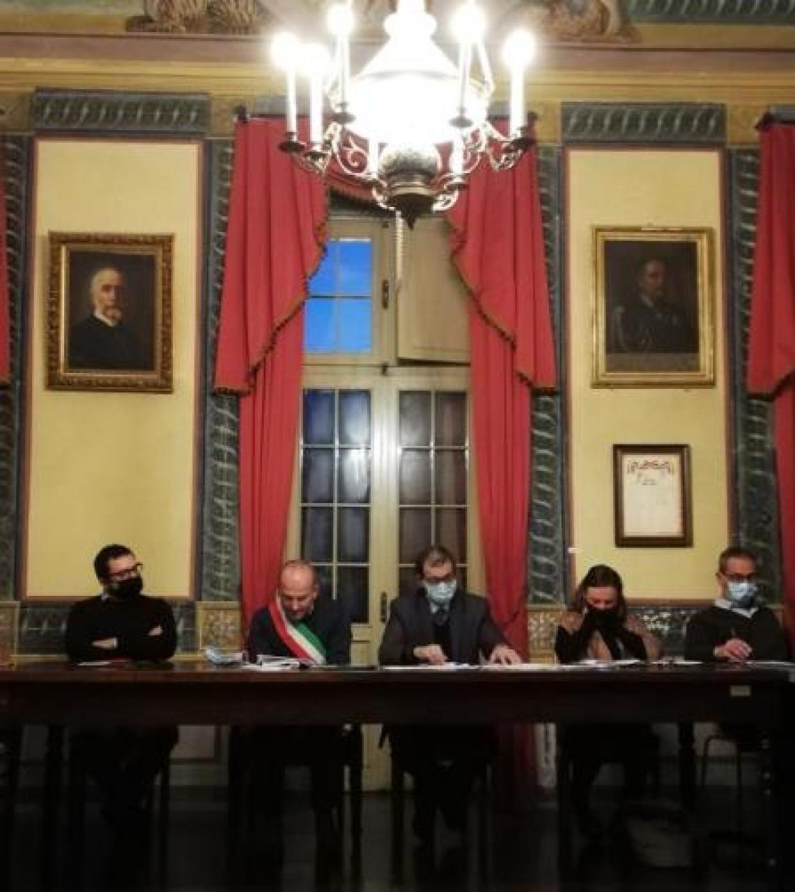 CONSIGLIO COMUNALE SENZA FRIZIONI, COMUNICATE LE DELEGHE DEGLI ASSESSORI Nasi in pista con la nuova squadra Brocchiero e la minoranza in attesa
