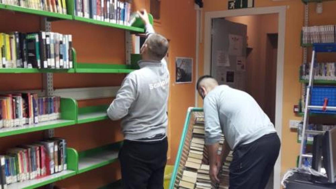 Iniziato il trasloco di 74 mila libri nella nuova biblioteca alla Musso Zzzzz zzzzzz