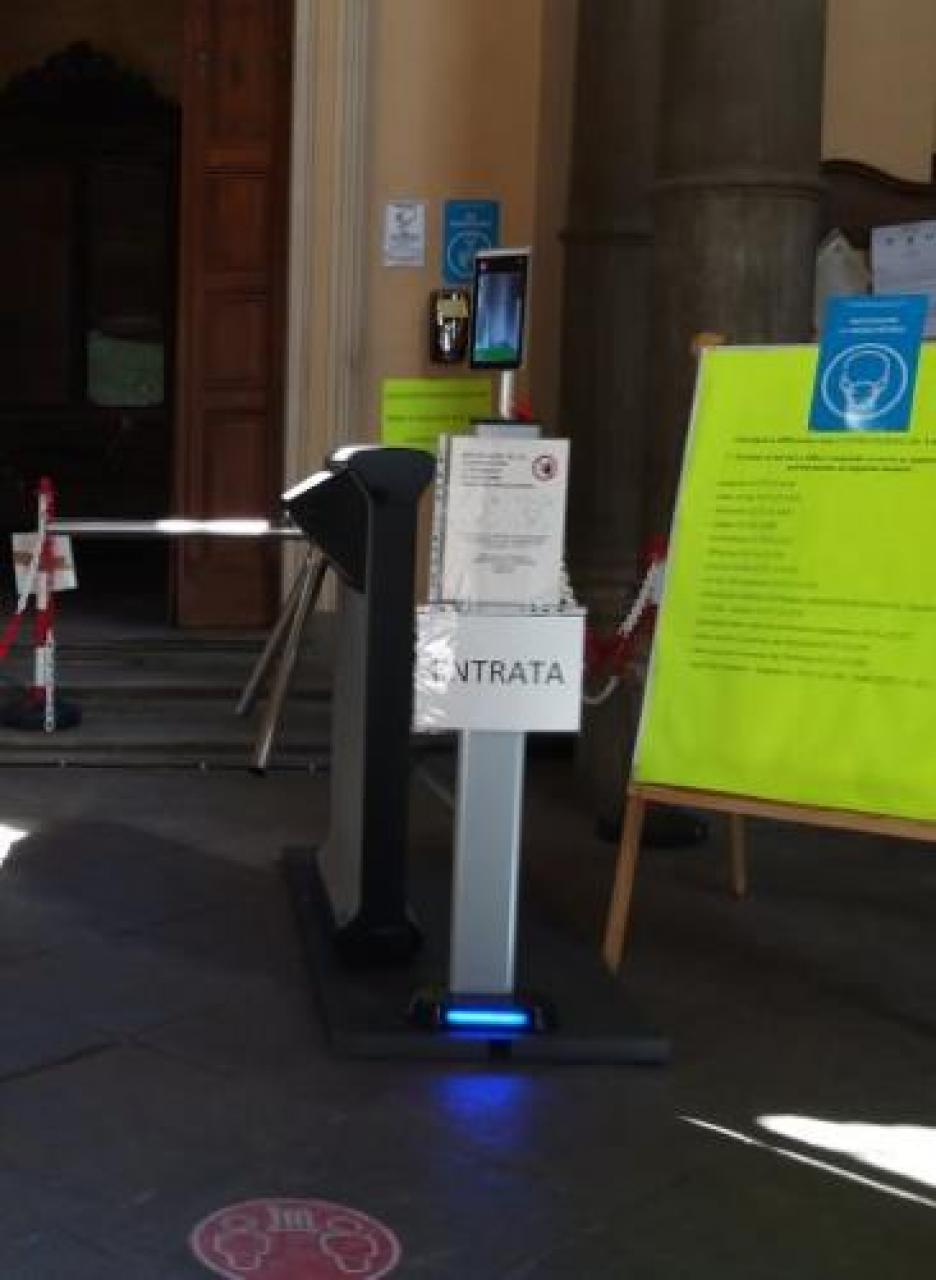 L’anomalia degli uffici pubblici ancora off-limits ai cittadini