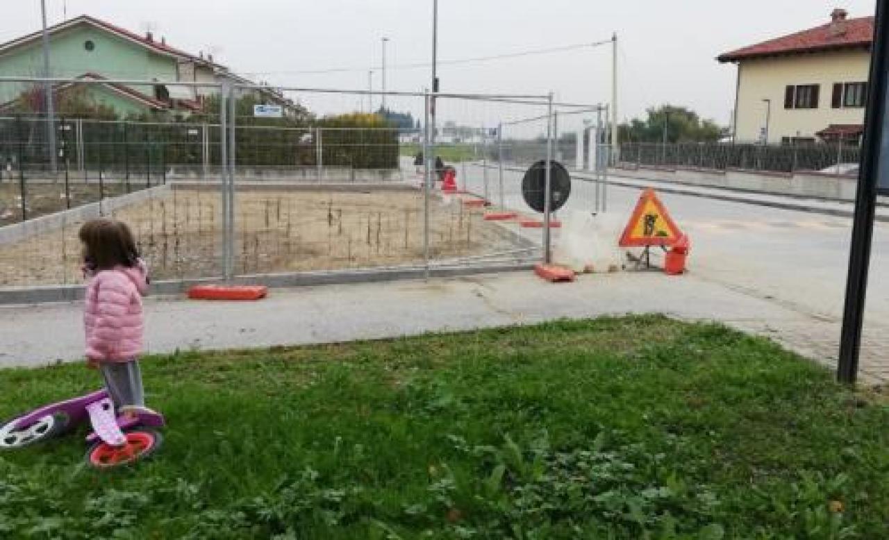 Manta, finalmente il parcheggio in via Scalafiotti