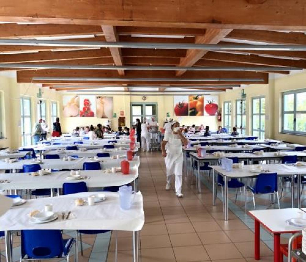 Nelle scuole saluzzesi torna la mensa Il pasto adesso si prenota con l’app