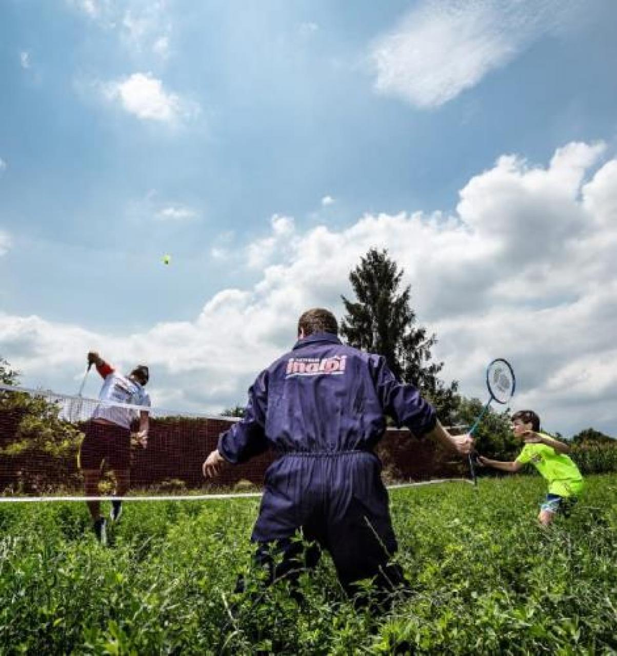 Presentato il bilancio sociale delle latterie morettesi, con il connubio tra allevatori e sportivi Invernizzi: «Investiamo per i nostri nipoti»