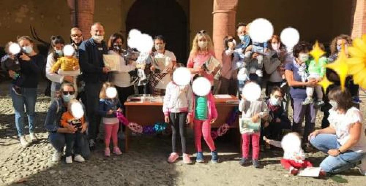 Revello, il libro da leggere con papà nella giornata dei piccoli