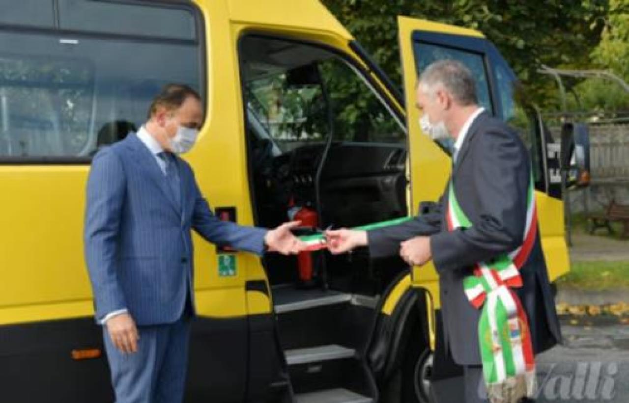 Scuolabus, niente benedizione «Un’offesa alle altre religioni»
