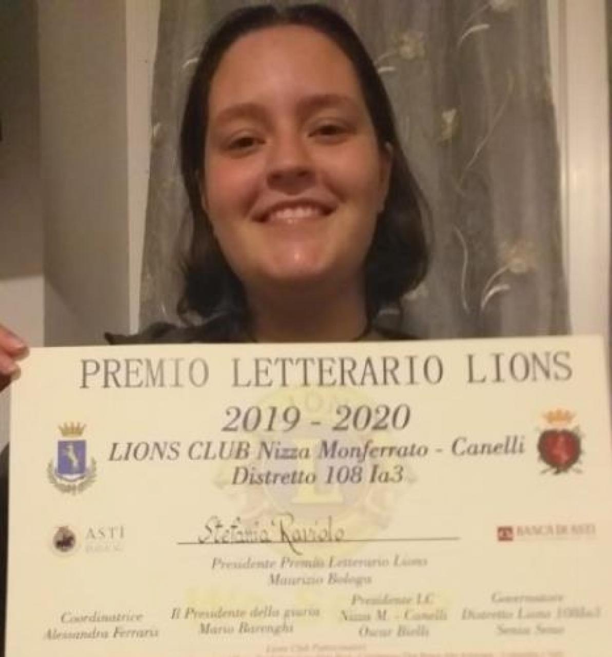 Stefania, ex Itis di Verzuolo, seconda classificata al premio letterario dei Lions di Canelli-Nizza