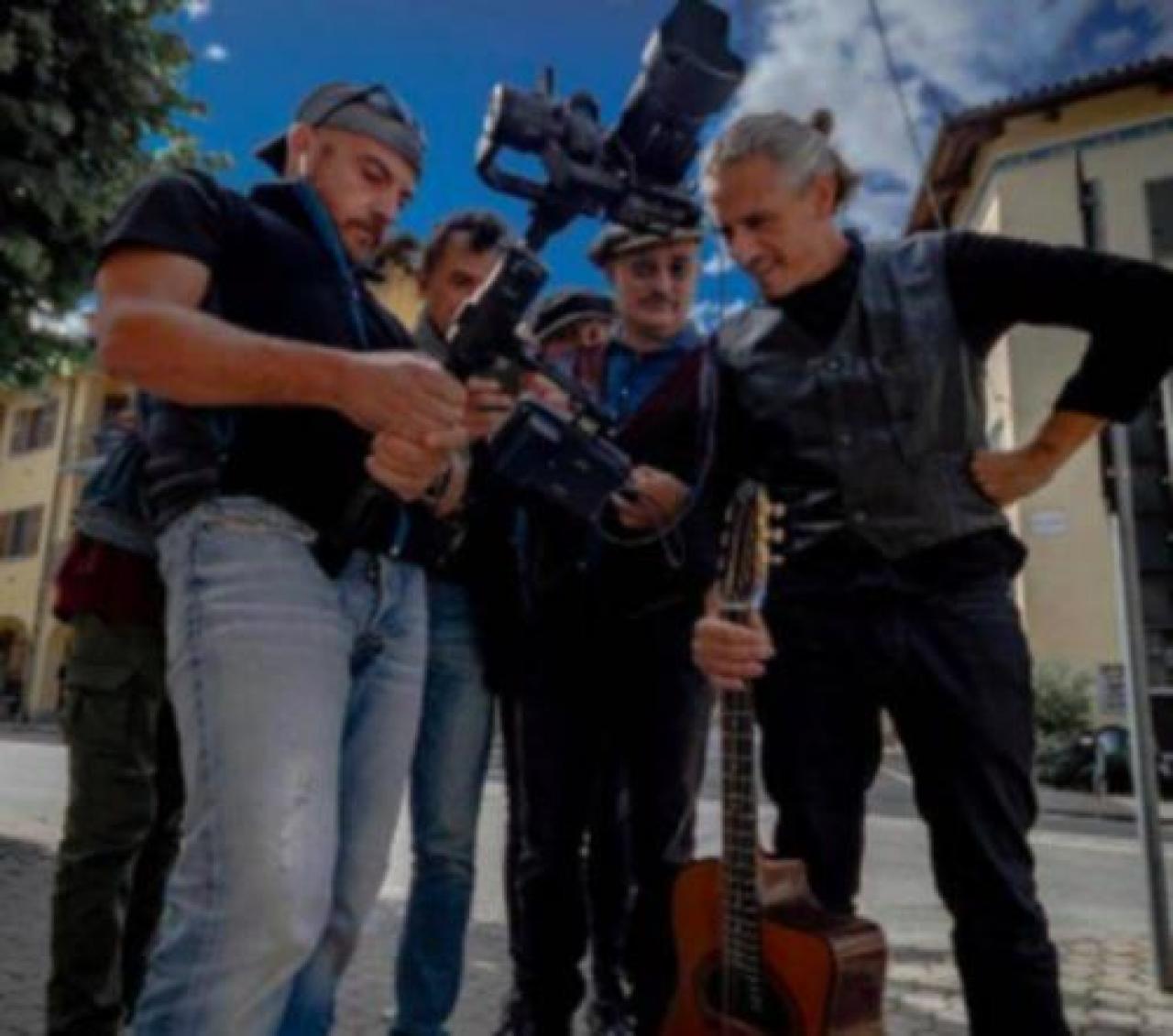 Videoclip a Villafalletto per l’ultima dei Dalfin