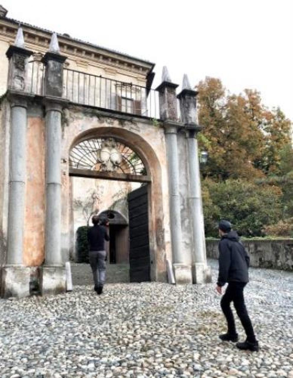 Ciak, la villa dei Marchesi Del Carretto trasformata in set per il film su Lombroso